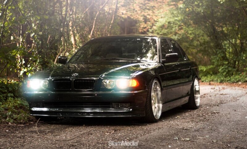 «Черный бумер» BMW 750i : легенда 90-х